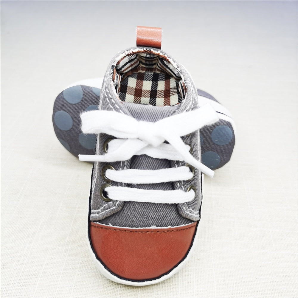 Baby Canvas Classic Sneakers (0-18M) Multiple Color Options