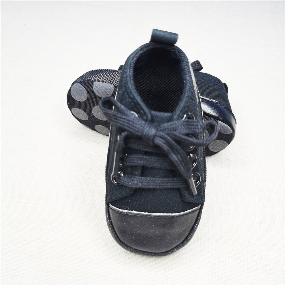 Baby Canvas Classic Sneakers (0-18M) Multiple Color Options